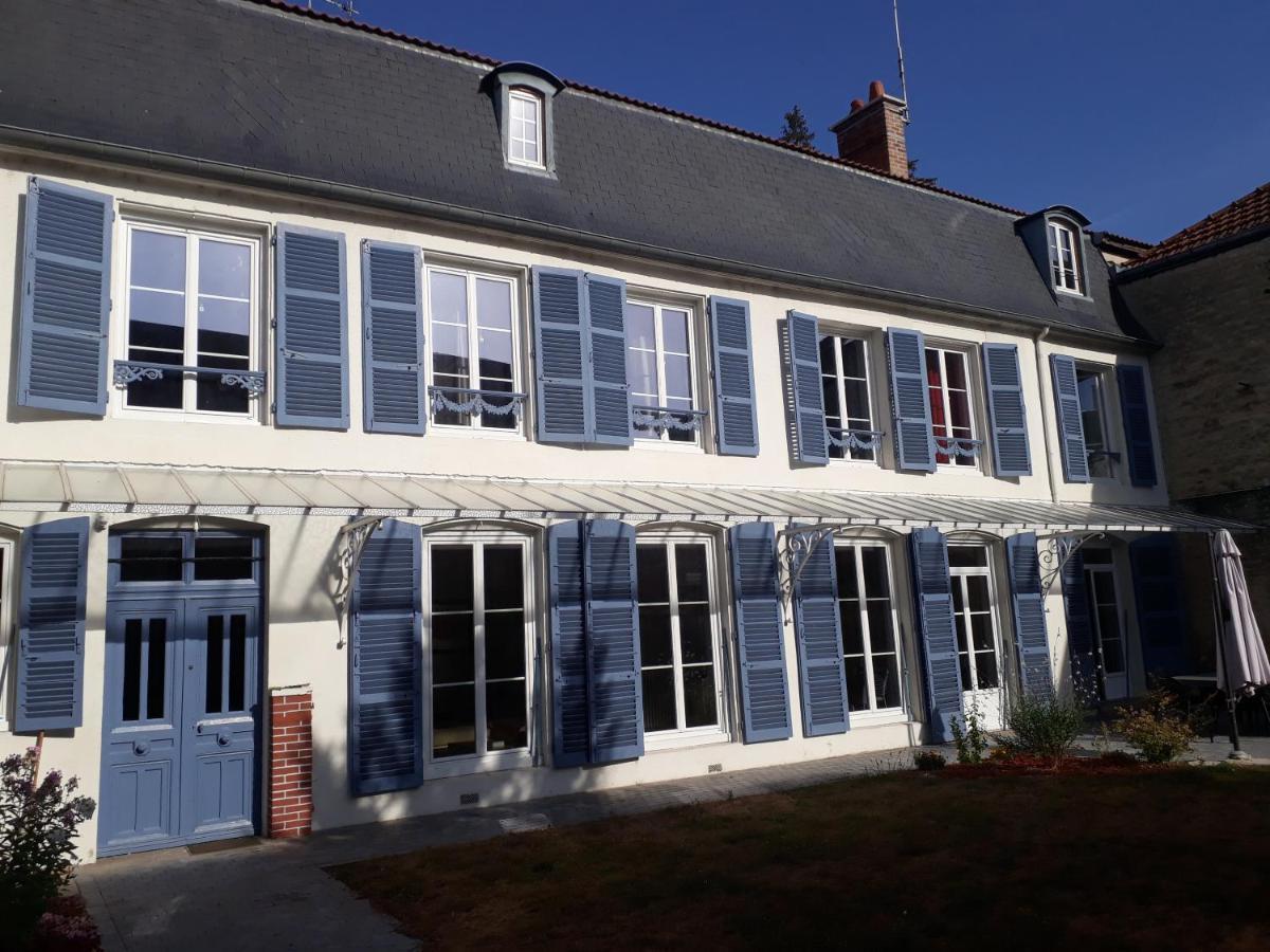Les Pierres Bleues Hotel Bar-sur-Aube Buitenkant foto